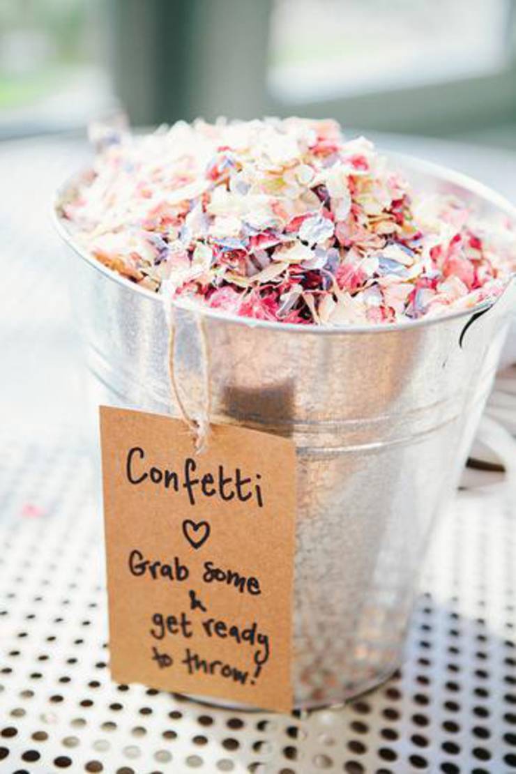 Diy Wedding Confetti Bucket