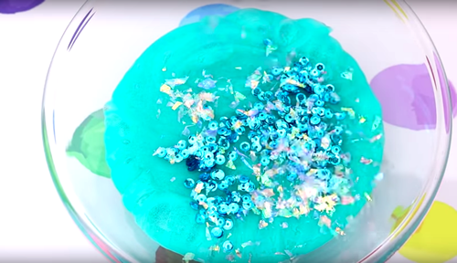 DIY Mermaid Slime Glitter 2
