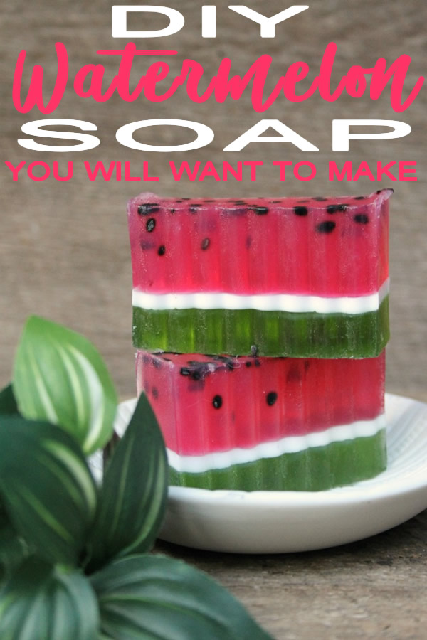DIY_Watermelon Soap Bar_How To Make Homemade Watermelon Scented Soap_Easy Recipe_bath and body