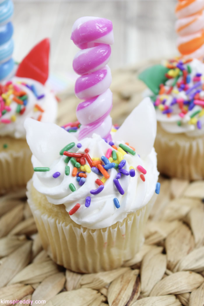 Easy Unicorn Cupcake Tutorial With Edible Horn Cupcake Toppers