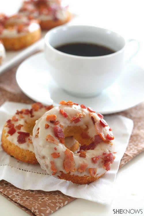 low carb maple bacon donuts