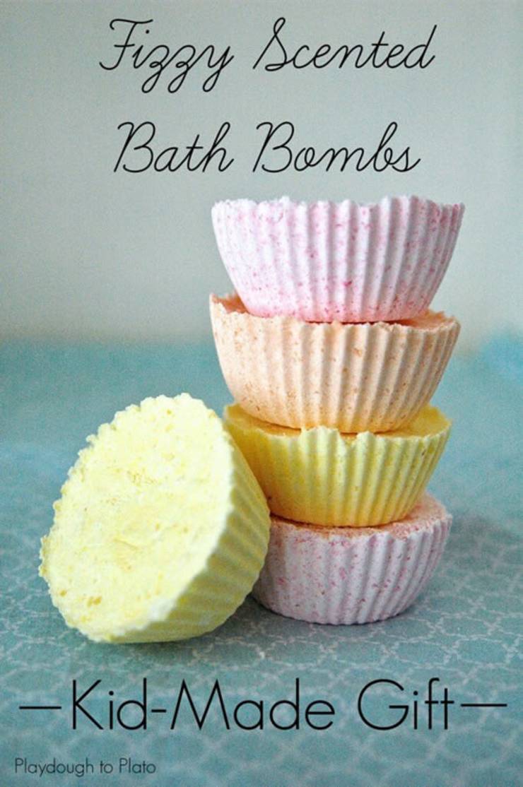 Awesome-Kid-Made-Gift-Idea.-Make-Fizzy-Scented-Bath-Bombs