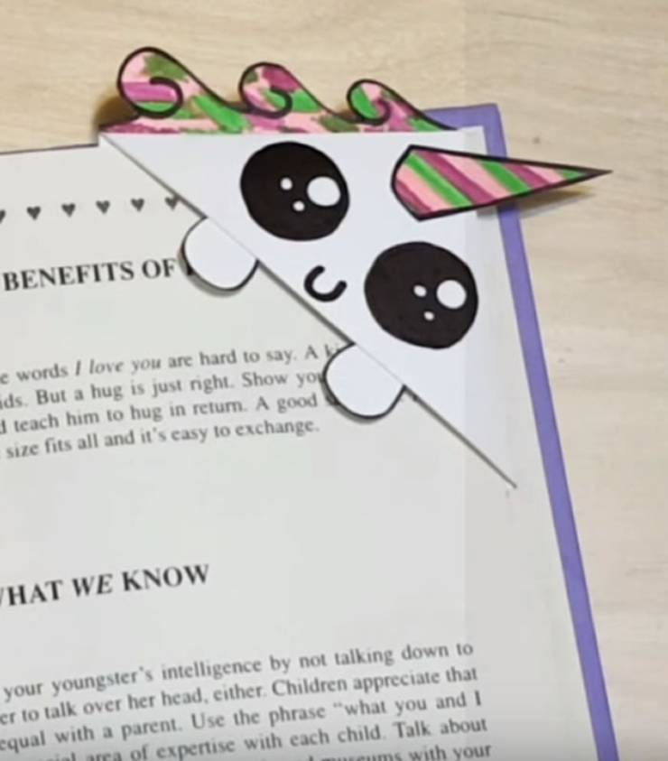DIY Unicorn Corner Bookmark-DIY Corner Bookmarks - Cute Bookmark Ideas - Learn How To Make Corner Bookmarks Tutorial Included