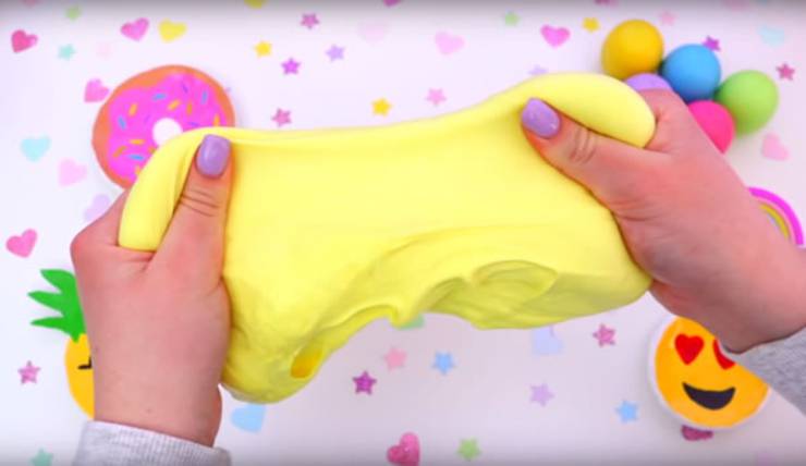 DIY Fluffy Slime Recipe_How To Make Homemade Cake Batter Slime Without Borax - Slime Ideas For Kids - Parties - Crafts_Easy Slime Recipe With Video