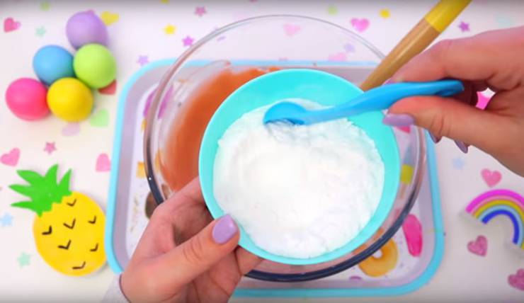 How to Make Fluffy Slime - Hoosier Homemade