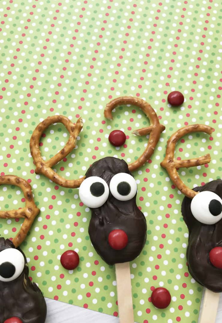Reindeer Cookies! Easy Nutter Butter Reindeer Cookie Idea-Rudolph The Red Nosed Reindeer Decorated Cookie-Cute & Simple Chocolate-Sweet Treats-Snacks-Holiday Cookies-Kids-Parties_9
