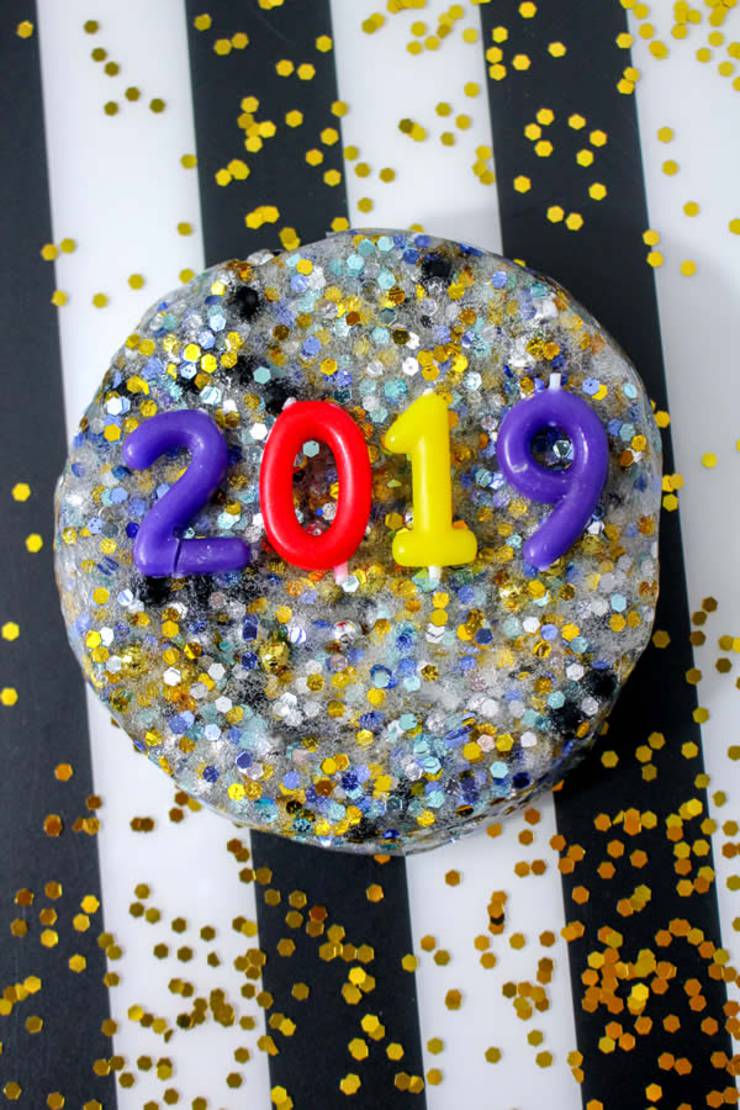 DIY Party Slime – How To Make Homemade Sparkle Slime – Easy & Fun Recipe For Kids – New Years Slime – New Years Eve Activities – Party Favors - Gold & Silver Slime