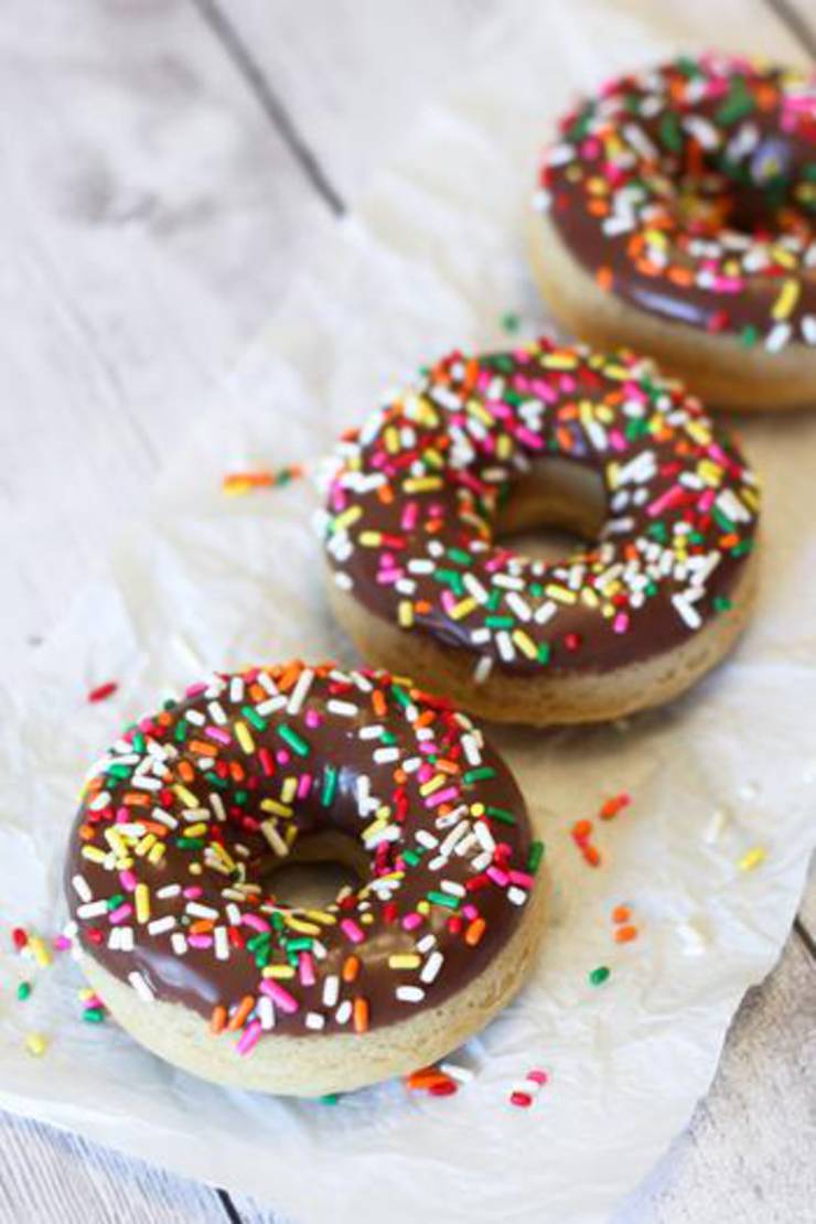 Vegan Chocolate Frosted Baked Donuts