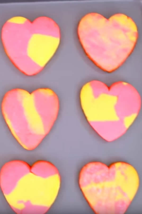 EASY Heart Sugar Cookies - Simple Marble Heart Sugar Cookie Recipe - Fun Cookie Ideas - Valentines Treats - Birthday Parties - Wedding - Kids Desserts - Sweet Treats