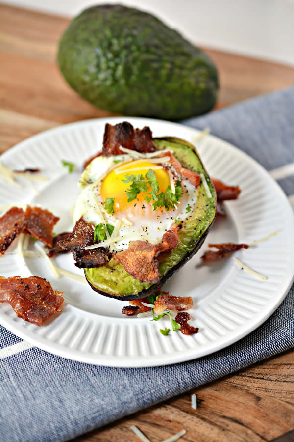 Keto Avocado Recipe | EASY Low Carb Avocado Bacon & Egg Cups | Healthy