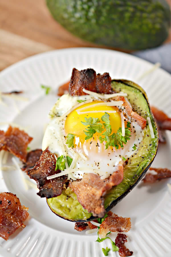 Keto Avocado Recipe | EASY Low Carb Avocado Bacon & Egg Cups | Healthy