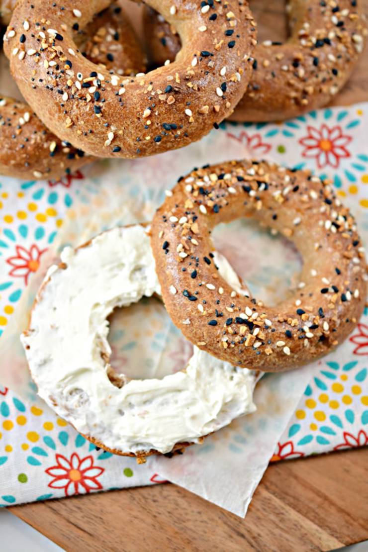 BEST Keto Bagels! Low Carb Everything Bagel Idea - Quick & Easy Ketogenic Diet Recipe - Completely Keto Friendly