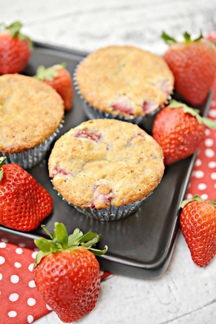 keto strawberry muffins_low carb muffin keto recipes_easy and simple - Simple keto muffins that make the BEST breakfast (grab and go) great for hetic mornings and kids will love them too. Yummy almond flour low carb strawberry muffins. Perfect for a ketogenic diet and keto lifestyle. Even though these are not vegan or diary free and do have egg - they are gluten free and truly tasty and healthy. Try these - low carb recipe, keto recipe, keto breakfast recipe, keto snacks, keto dessert #keto #ketorecipe