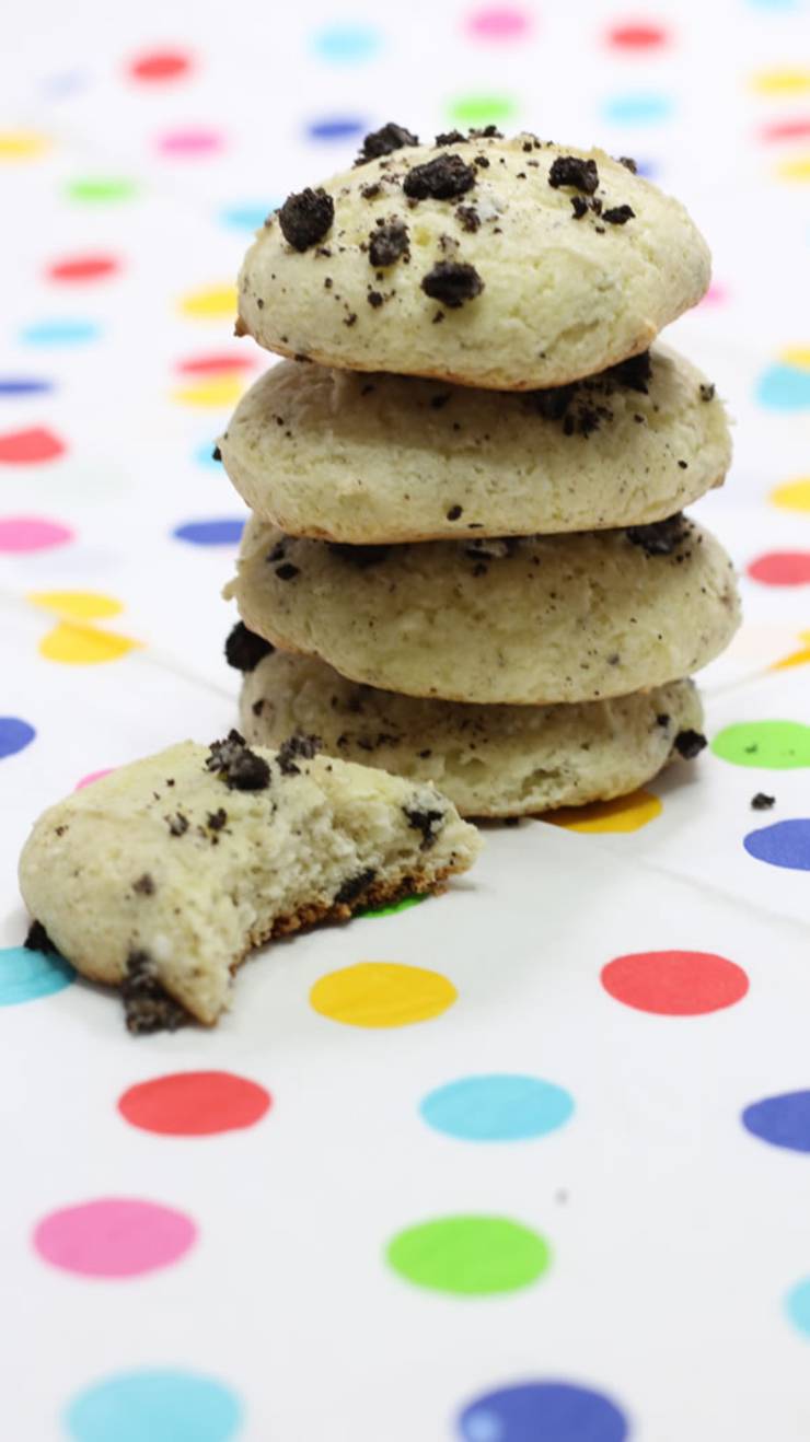 Weight Watchers Oreo Cookies – BEST WW Recipe – Dessert - Treat – Snack with Smart Points {Easy 3 Ingredients}