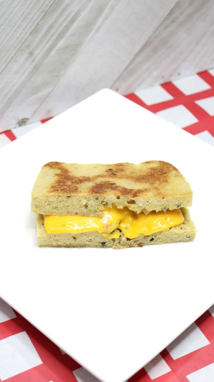 Keto Grilled Cheese! Low Carb Microwave 90 Second Bread Idea – Everything Bagel Bread - BEST Quick & Easy Ketogenic Diet Recipe – Completely Keto Friendly - Sugar Free - Gluten Free