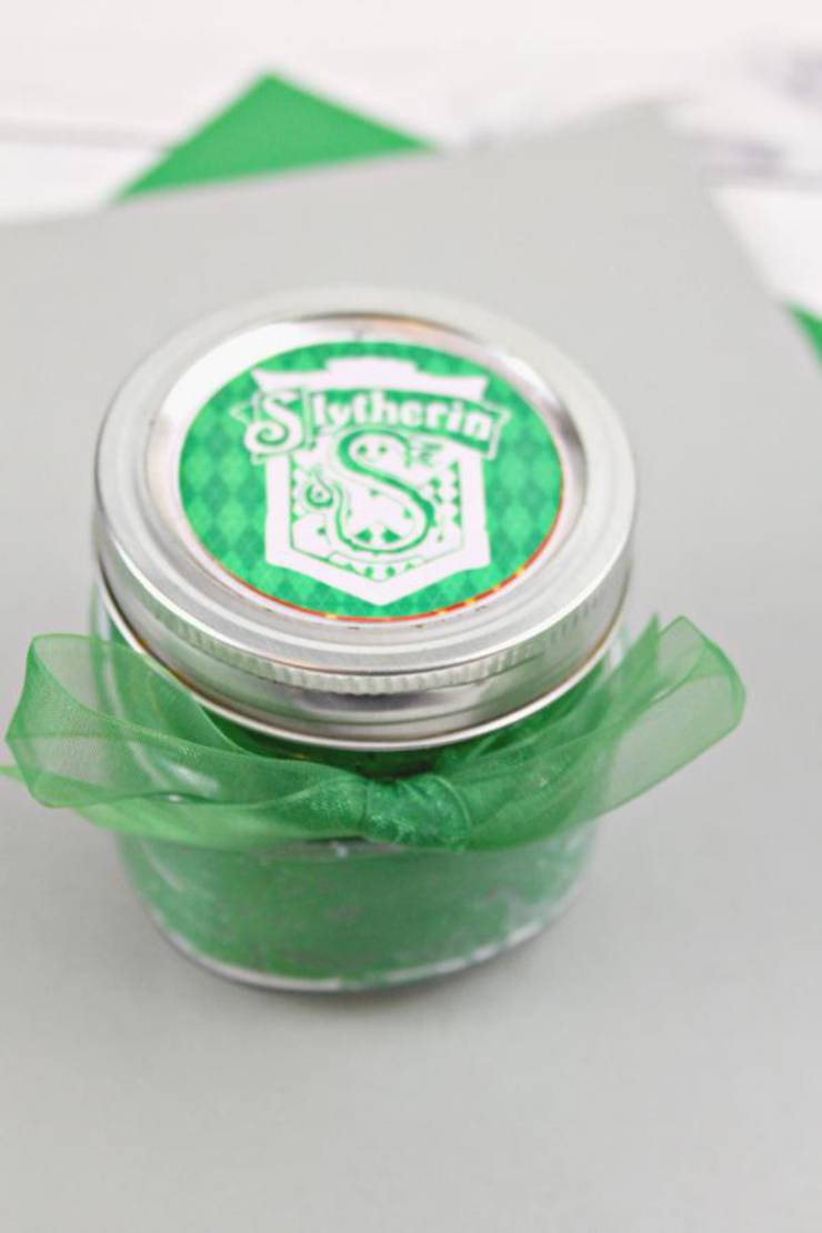 DIY Harry Potter Slime – How To Make Homemade Harry Potter Slytherin Slime – Easy & Fun Recipe For Kids – Kids Crafts Activities – Party Favors – Slime Idea