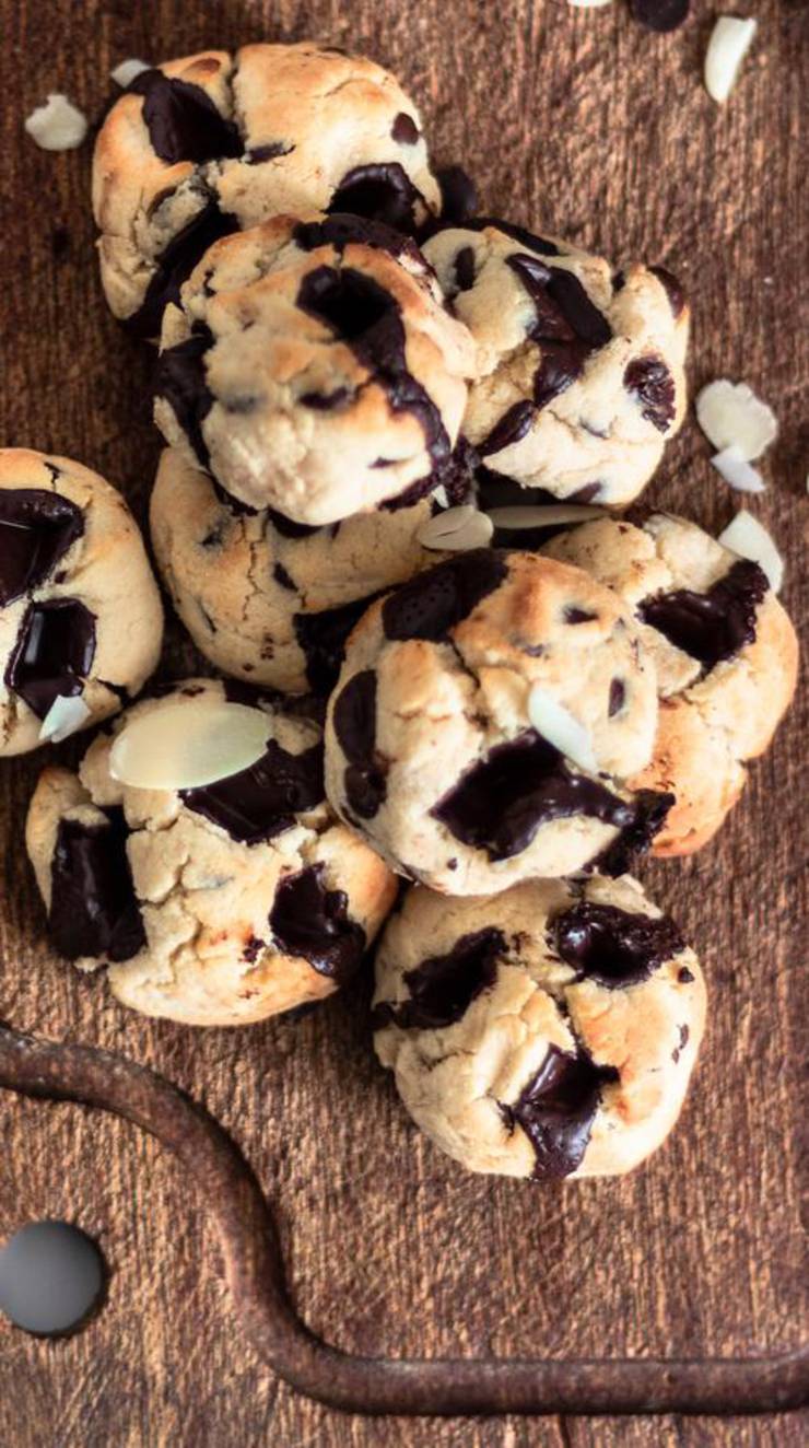 BEST Keto Cookies! Low Carb Keto Chocolate Chip Cookie Idea – Quick & Easy Ketogenic Diet Recipe – Completely Keto Friendly - Gluten Free - Sugar Free