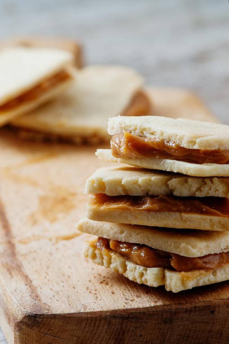 Keto Snacks! BEST Low Carb Keto Peanut Butter Cracker Sandwich Idea – Quick & Easy Ketogenic Diet Recipe – Completely Keto Friendly