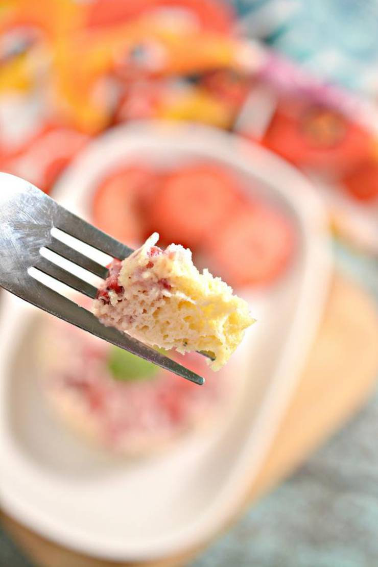 BEST Keto Mug Cakes! Low Carb Keto Microwave Strawberry Upside Down Mug Cake Idea – Quick & Easy Ketogenic Diet Recipe – Completely Keto Friendly