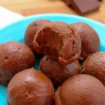 Keto Fat Bombs! BEST Chocolate Fat Bombs – {Easy – NO Bake} NO Sugar Low Carb Recipe
