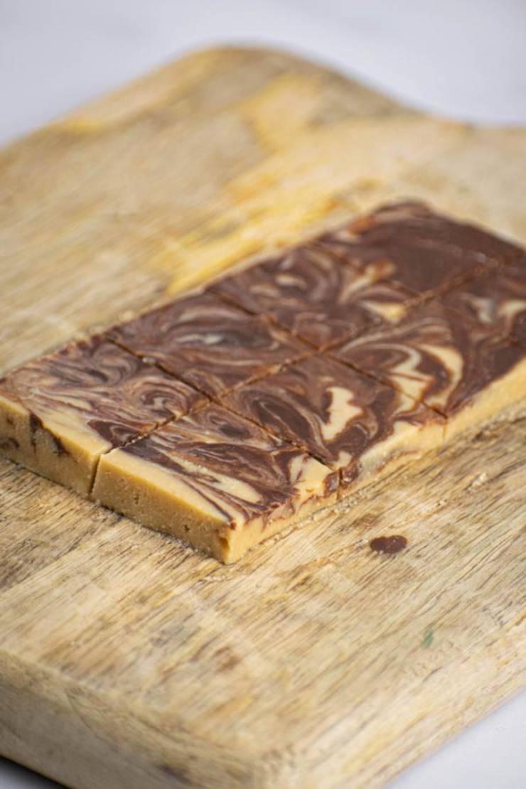 Keto Fudge! BEST Low Carb Keto Peanut Butter Chocolate Fudge Idea - 2 Ingredient – Quick & Easy Ketogenic Diet Recipe – Completely Keto Friendly