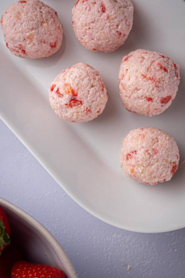 Keto Fat Bombs – BEST Strawberry Cream Cheese Fat Bombs – {Easy – NO Bake} NO Sugar Low Carb Recipe