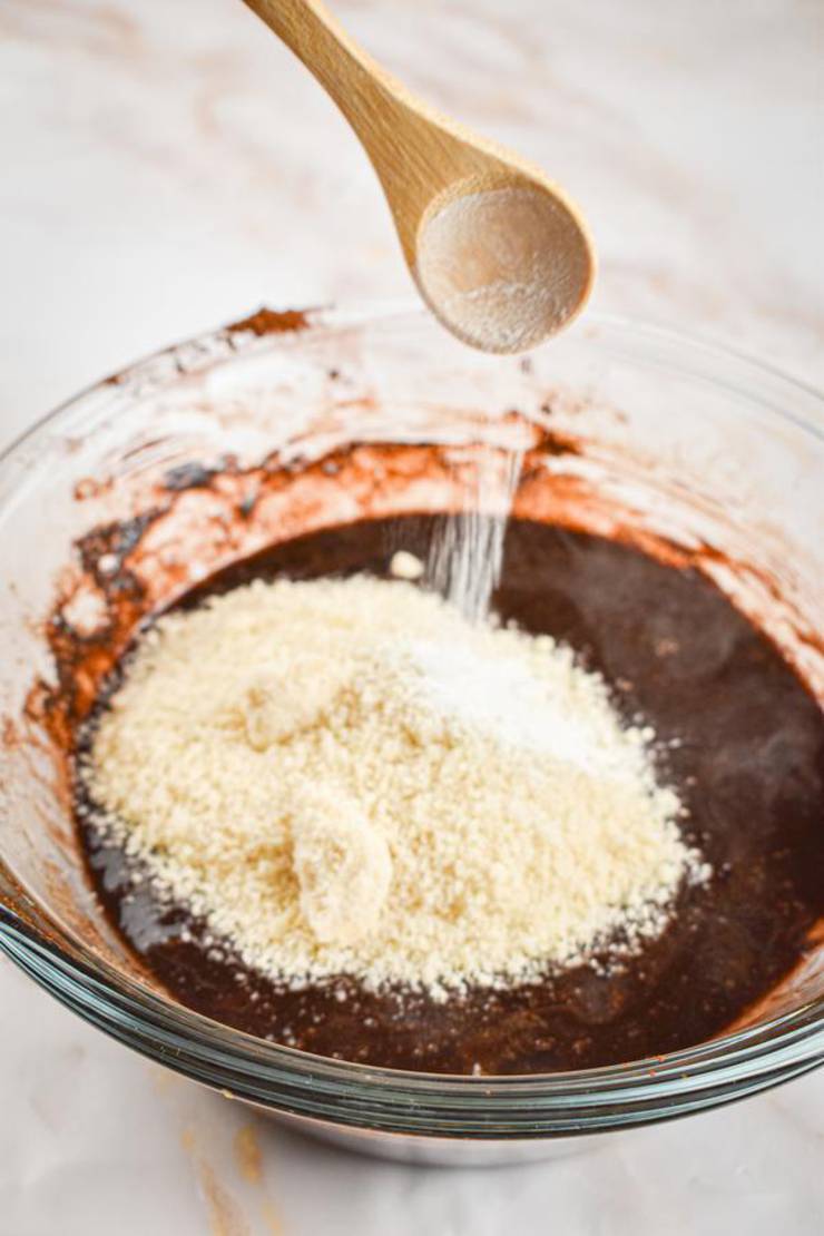 Keto Brownie Fat Bombs – BEST Chocolate Brownie Bites – Easy NO Sugar ...