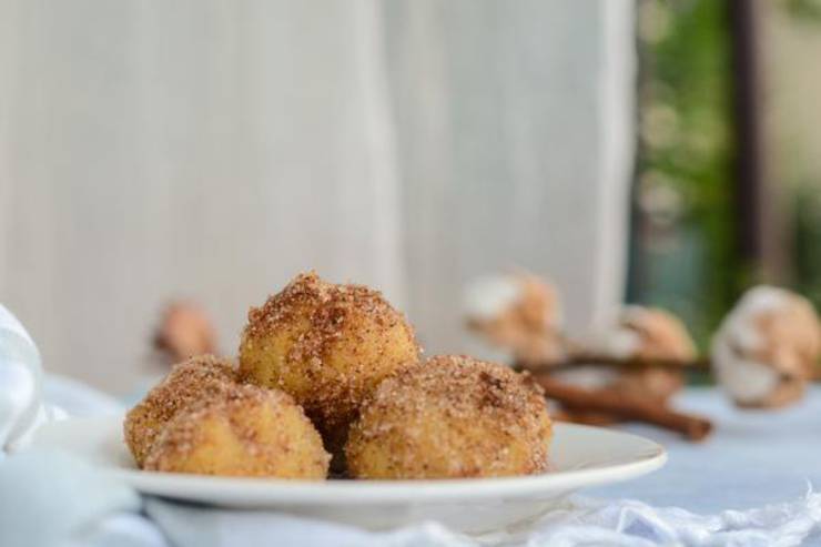 Keto Donuts - Super Yummy Low Carb Donut Holes Recipe - BEST Cinnamon Sugar Donuts For Ketogenic Diet