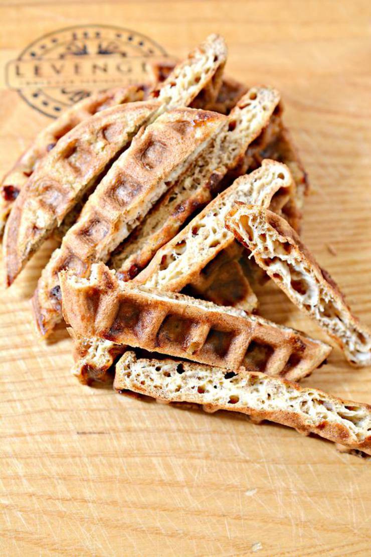 BEST Keto Chaffles! Low Carb Churro Chaffle Idea – Homemade – Quick & Easy Ketogenic Diet Recipe – Completely Keto Friendly