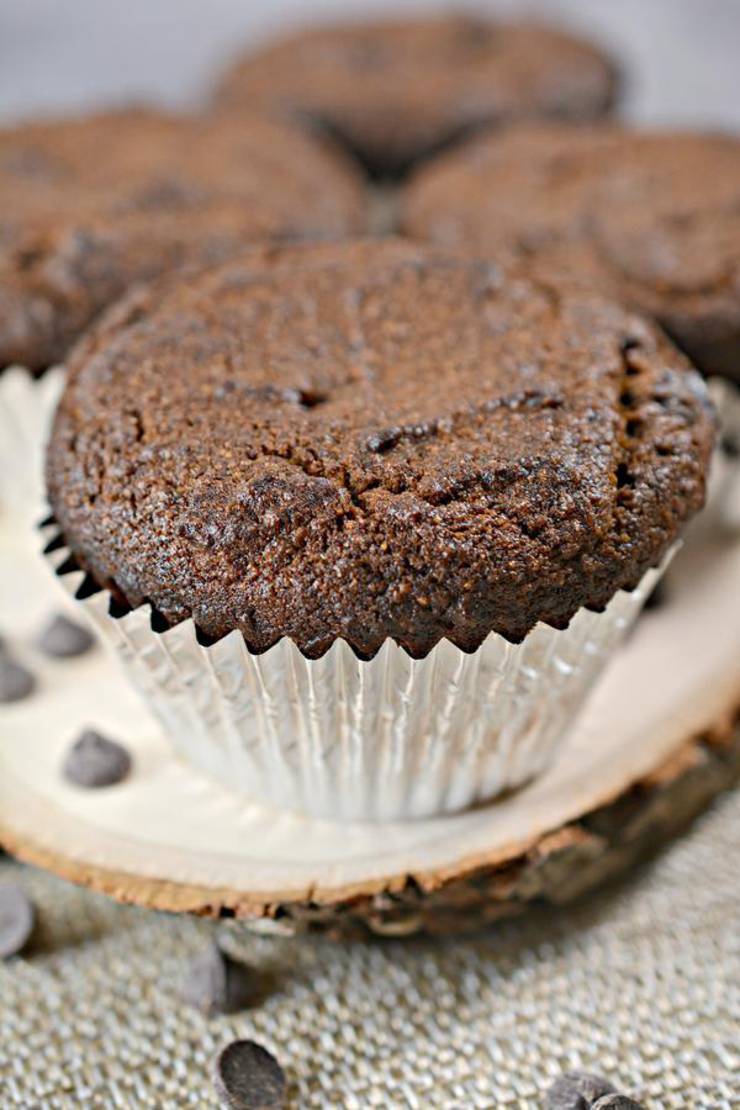 Keto Muffins! BEST Low Carb Keto Peanut Butter Chocolate Muffin Idea