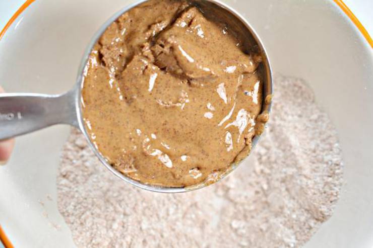 Keto Peanut Butter Protein Fat Bomb Bars