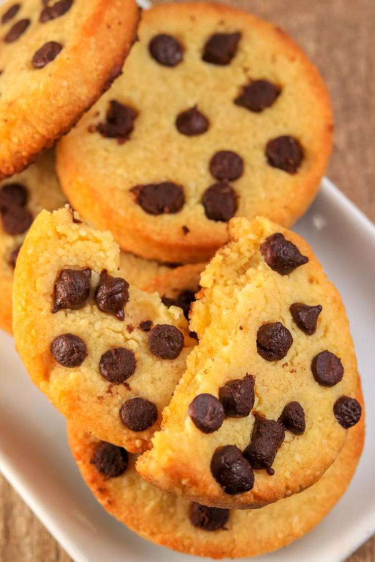 4 Ingredient Keto Cookies – BEST Low Carb Keto Chocolate Chip Shortbread Cookie Recipe – Easy NO Sugar – Gluten Free