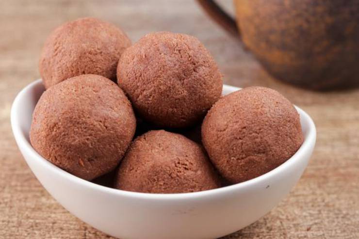 Keto Fat Bombs – BEST Keto Caramel Chocolate Fat Bombs – {Easy – NO Bake} NO Sugar Low Carb Recipe