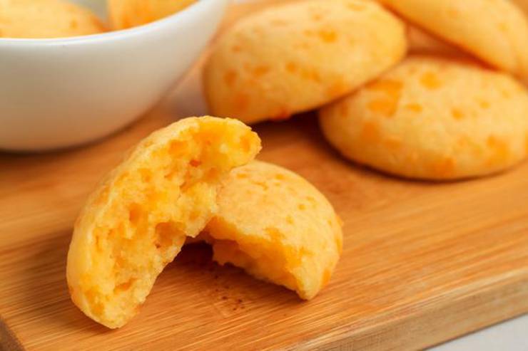 5 Ingredient Keto Cheese Puffs – BEST Low Carb Keto Cheese Puff Recipe – Easy – Gluten Free - Snacks - Appetizers - Side Dish