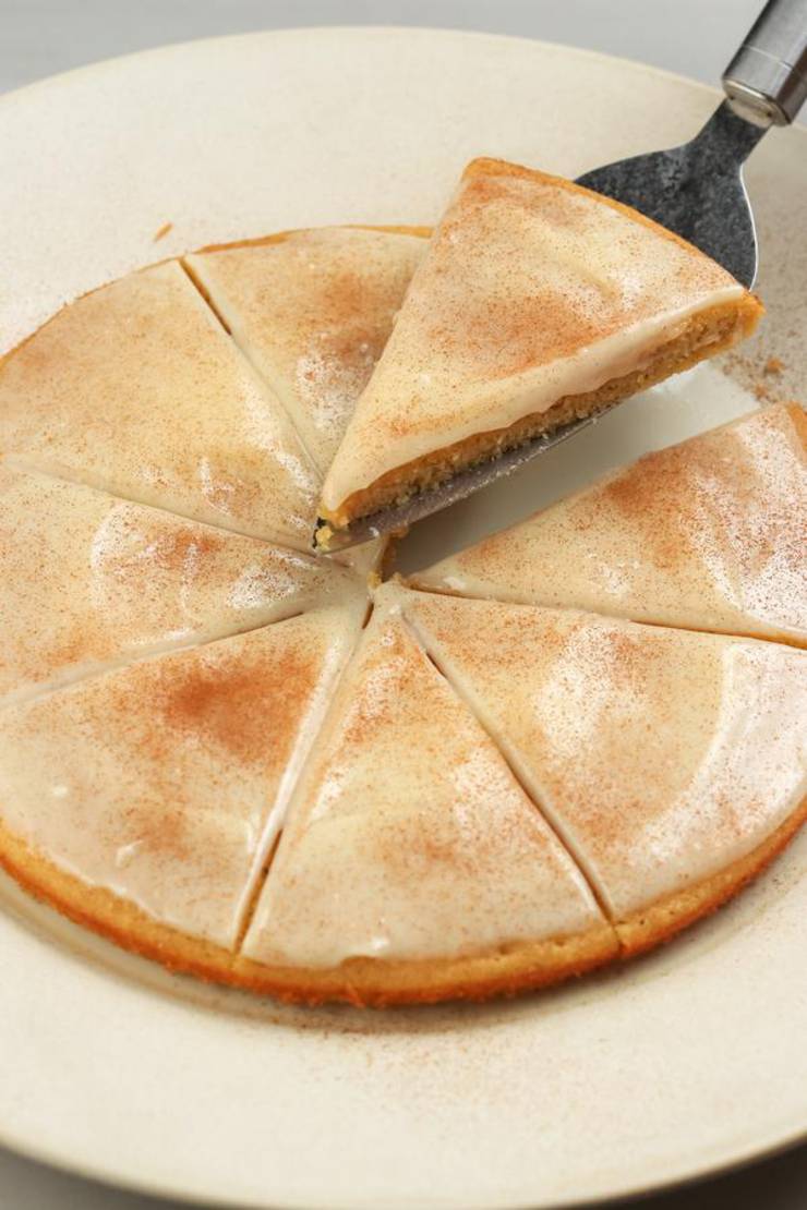 Keto Cinnamon Roll Pizza – BEST Low Carb Recipe – Breakfast – Treat – Desserts - Snack For Ketogenic Diet - Gluten Free - Sugar Free