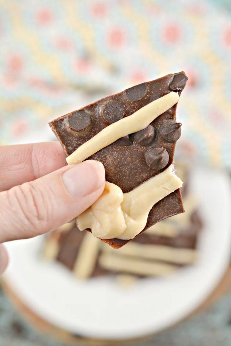 Keto Candy! BEST Low Carb Keto Salted Caramel Chocolate Bark Idea – Quick & Easy Ketogenic Diet Recipe – Completely Keto Friendly – Gluten Free – Sugar Free