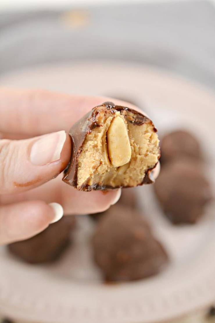 BEST Keto Fat Bombs! Low Carb Keto Snickers Candy Fat Bombs Idea – No Bake – Sugar Free – Quick & Easy Ketogenic Diet Recipe – Completely Keto Friendly