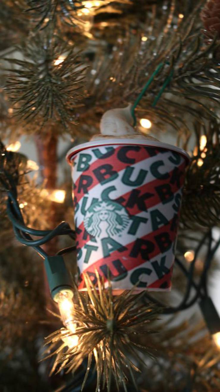 DIY Christmas Tree Ornaments - Easy Handmade Christmas Tree Decorations - Cheap Starbucks Christmas Cups Idea - How To Make 