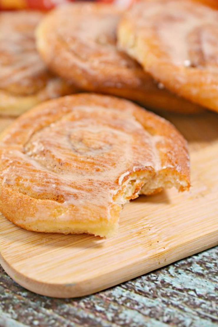 BEST Keto Cinnamon Rolls! Low Carb Ooey Gooey Honey Buns Idea – Quick & Easy Ketogenic Diet Recipe – Completely Keto Friendly