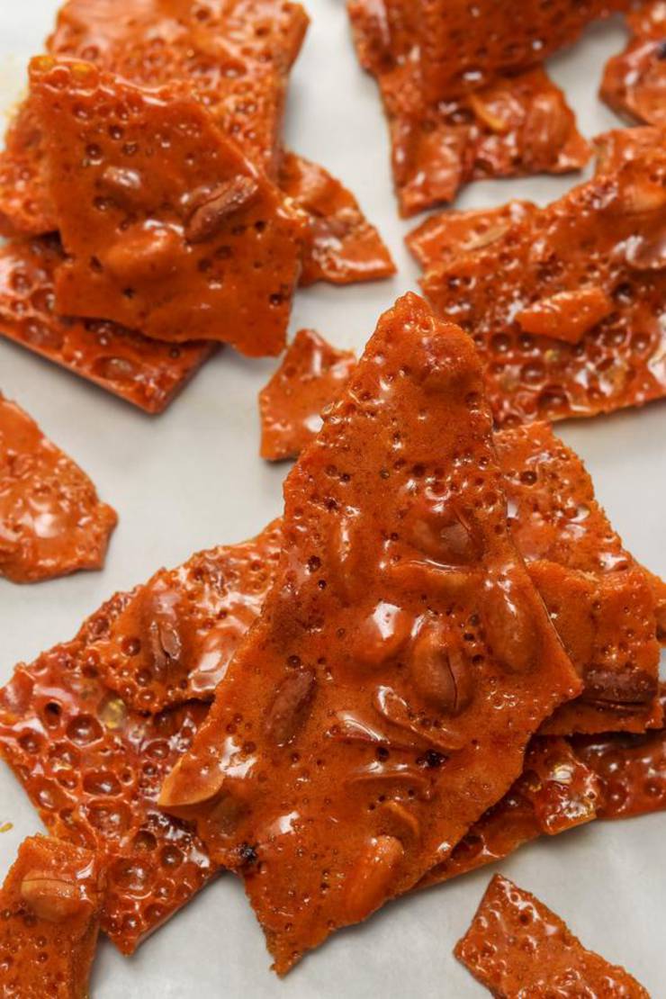 Keto Candy! BEST Low Carb Keto Microwave Peanut Brittle Idea – Quick & Easy Ketogenic Diet Recipe – Completely Keto Friendly – Gluten Free – Sugar Free