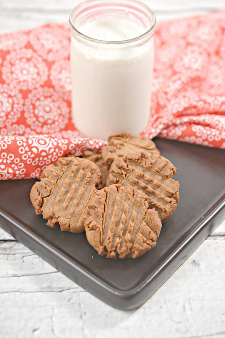 BEST Keto Cookies! Low Carb 3 Ingredient Banana Chocolate Peanut Butter Cookie Idea – Quick & Easy Ketogenic Diet Recipe – Snacks - Desserts