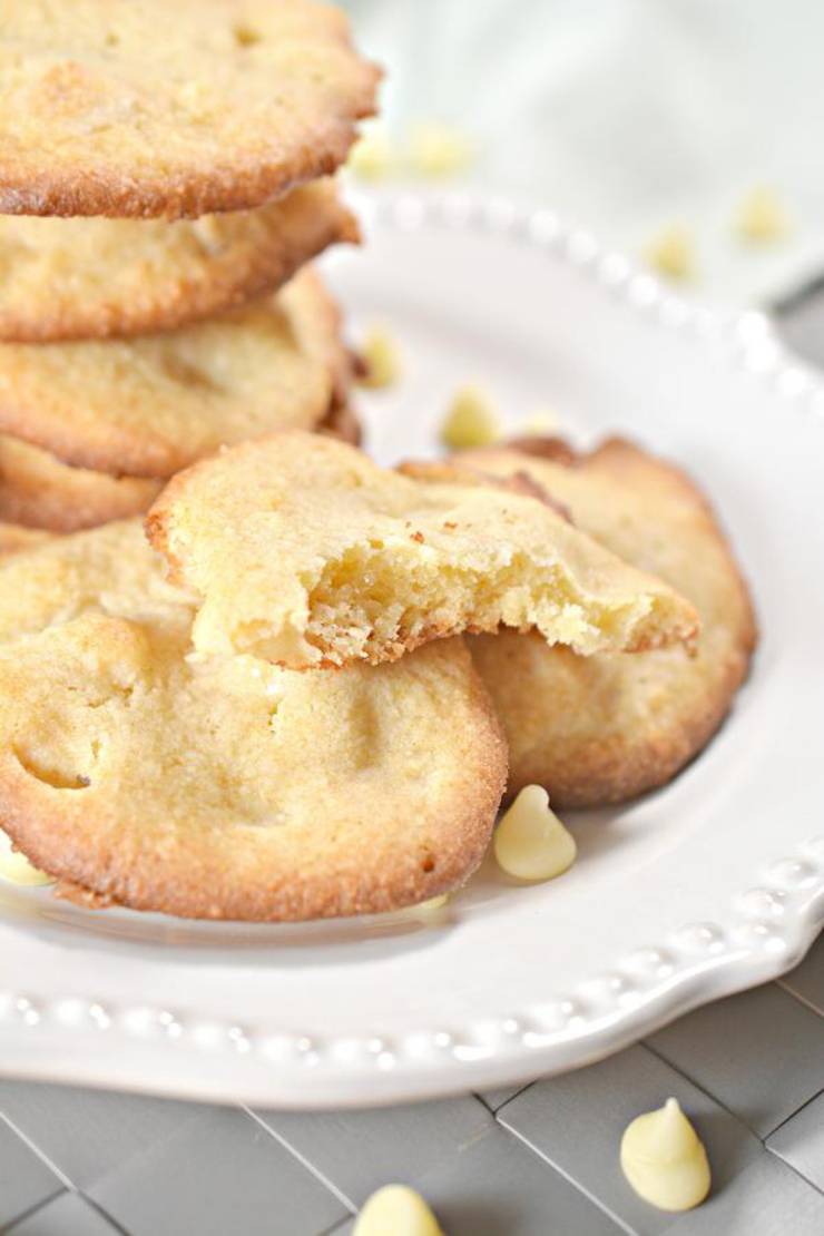 BEST Keto Cookies! Low Carb White Chocolate Macadamia Nut Cookie Idea – Quick & Easy Ketogenic Diet Recipe – Completely Keto Friendly