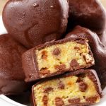 BEST Keto Fat Bombs! Low Carb Keto Heart Chocolate Chip Cookie Dough Fat Bombs Idea – NO Bake – Easy NO Sugar Low Carb Recipe – Keto Friendly & Beginner – Desserts – Snacks