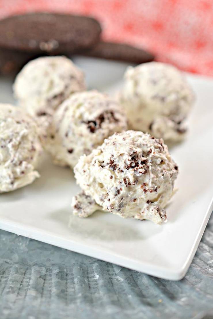 Keto Fat Bombs – BEST Keto Cookies And Cream Fat Bombs – {Easy} NO Sugar Chocolate Low Carb Recipe - Quick & Easy Ketogenic Diet Recipe – Beginner Keto Friendly – Snacks – Desserts