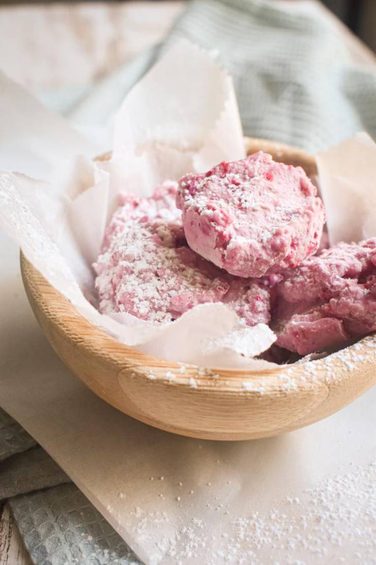 5 Ingredient Keto Fat Bombs – BEST Raspberry Vanilla Fat Bombs – NO Bake – Easy NO Sugar Low Carb Recipe – Keto Friendly & Beginner – Desserts – Snacks