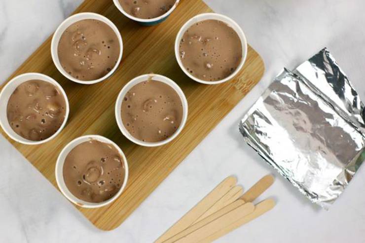 Double Chocolate Cereal Pops
