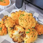 EASY Keto Cauliflower Recipe! Low Carb Buffalo Cauliflower Idea – Quick – Healthy – Air Fryer Ketogenic Diet Recipe – Completely Keto Friendly