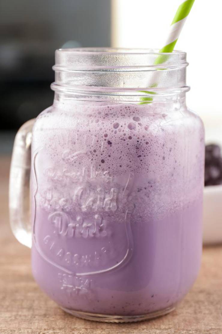 Keto Blueberry Cheesecake Smoothie – BEST Low Carb Keto Blueberry Shake Recipe – Easy NO Sugar - 5 Minute Recipe