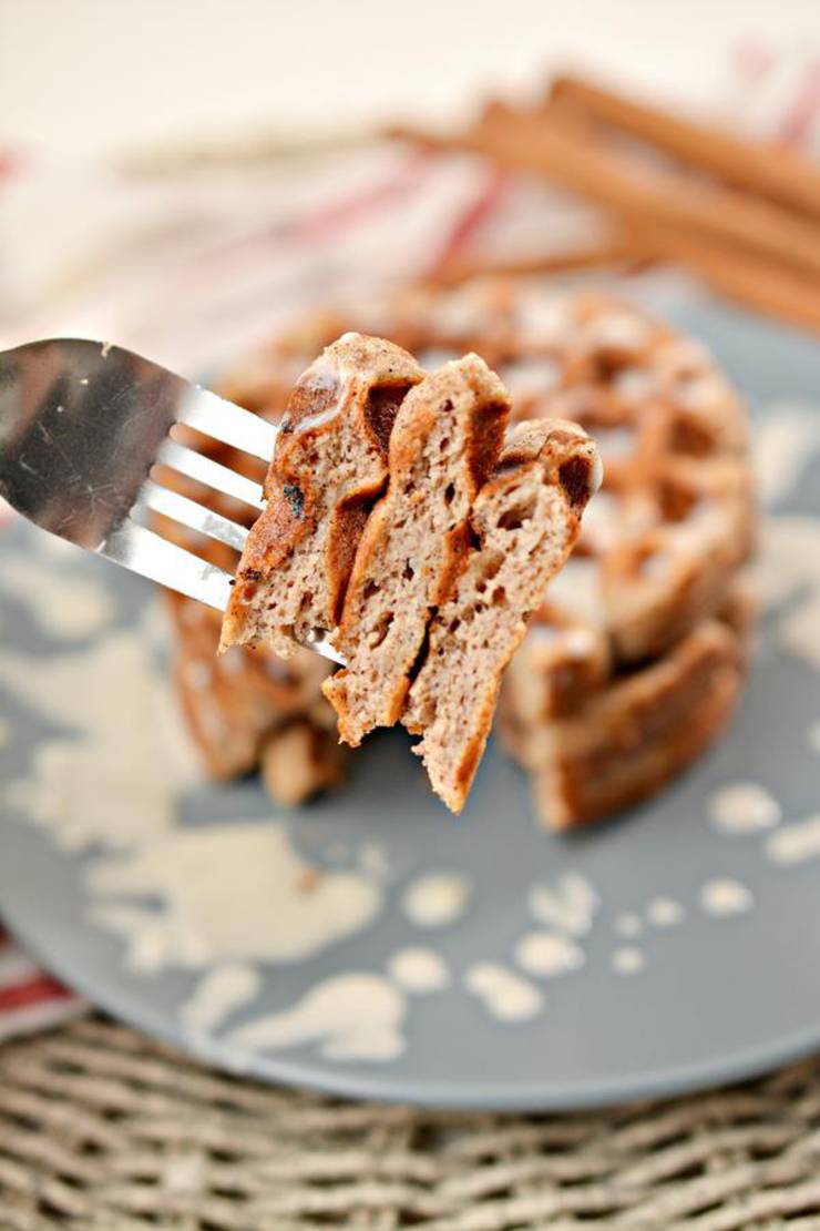 BEST Keto Chaffles! Low Carb Cinnamon Roll Chaffle Idea – Homemade – Quick & Easy Ketogenic Diet Recipe – Keto Friendly & Beginner – Desserts – Snacks - Breakfast
