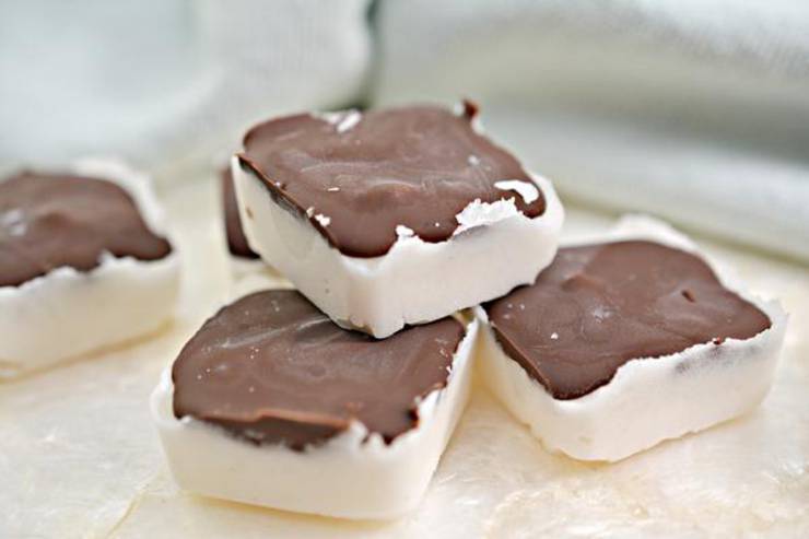 BEST Keto Fat Bombs! Low Carb Keto Junior Mint Candy Fat Bombs Idea – No Bake – Sugar Free – Quick & Easy Ketogenic Diet Recipe – Keto Friendly & Beginner – Desserts – Snacks